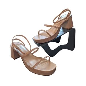 Larroude Gio Sandal in Tan Leather New In Box